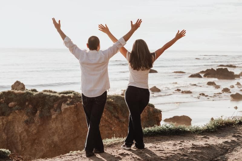 Golden hour maternity session